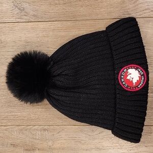 Canada Weather Gear Faux Fur Pom-Pom Hat Thermal Plush Lining